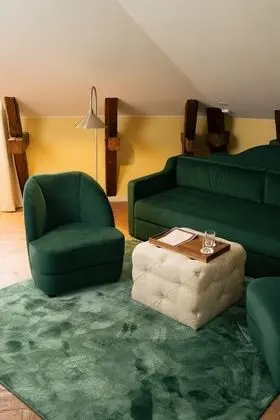 Junior Süit, 1 En Büyük (King) Boy Yatak ve Çekyat, Sigara İçilmez (with Sofabed)