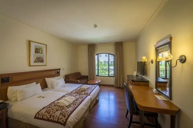 Gefen Room (Classic Wing)