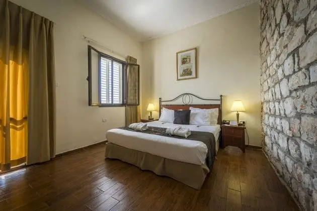 Gefen Room (Classic Wing)