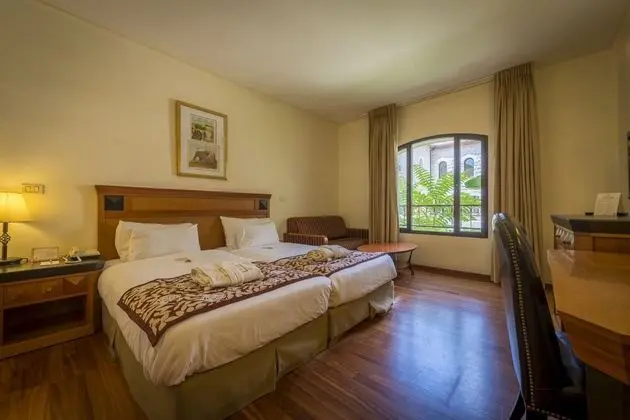 Gefen Room (Classic Wing)