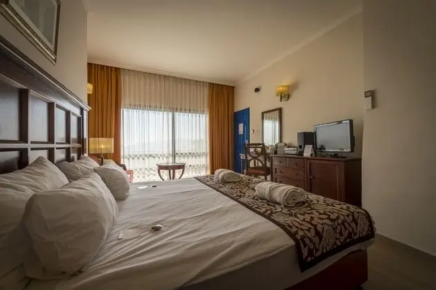 Gefen Room (Classic Wing)