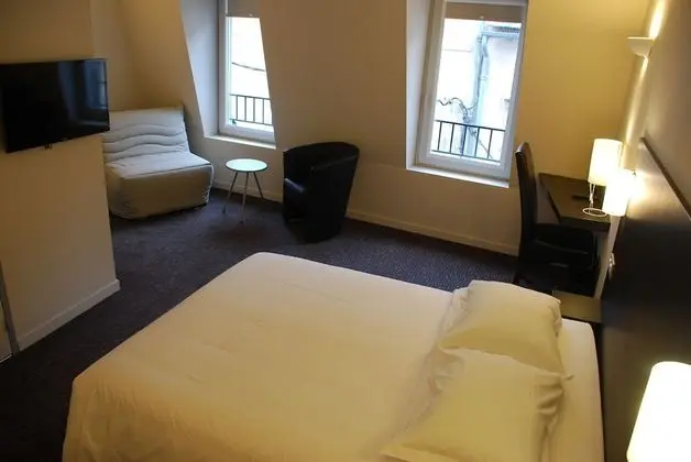 Comfort Tek Büyük Yataklı Oda