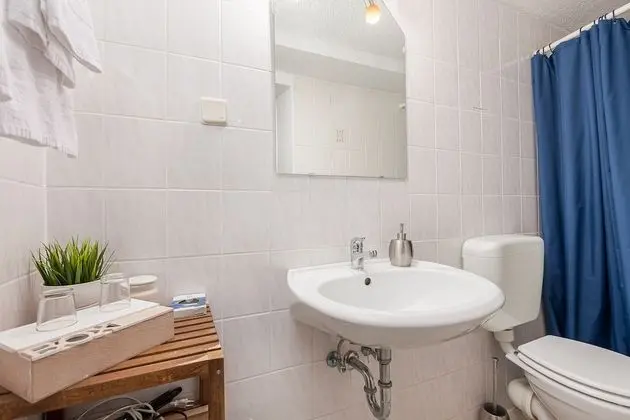 Basic Tek Büyük Yataklı Oda