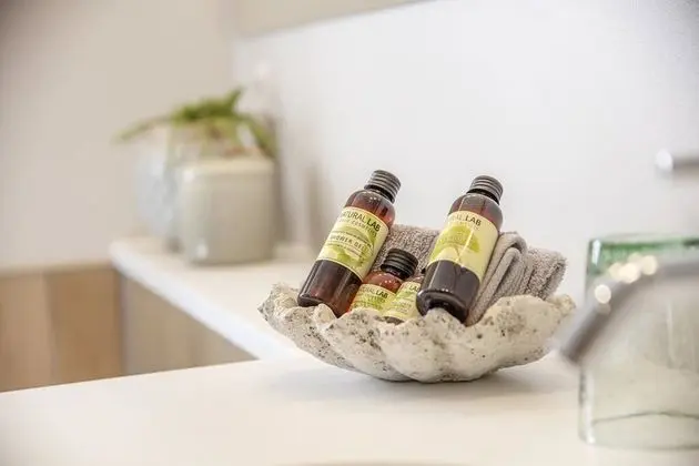 Junior Süit, Küvet