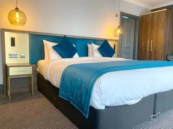 Deluxe Tek Büyük veya İki Ayrı Yataklı Oda, Balkon
