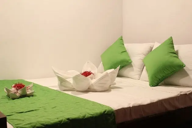 Family Oda, Havuz Manzaralı