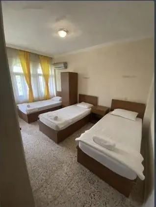 Ekonomik Üç Kişilik Oda, Deniz ve Dağ Manzaralı, Balkonlu