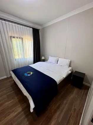 Standart Oda, Göl Manzaralı, Ortak Havuzlu