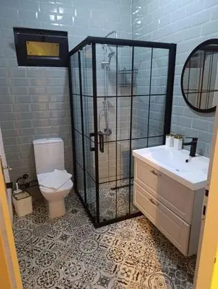 Standart Oda, Göl Manzaralı, Ortak Havuzlu