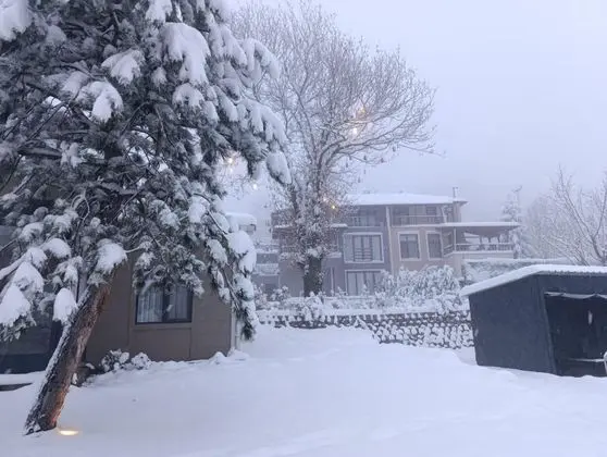 Standart Oda, Göl Manzaralı, Ortak Havuzlu
