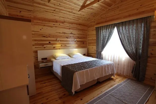 Bahçe Manzaralı Bungalow Oda