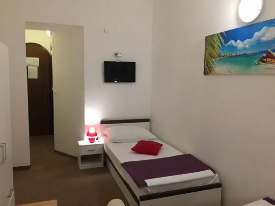 Economy İki Ayrı Yataklı Oda