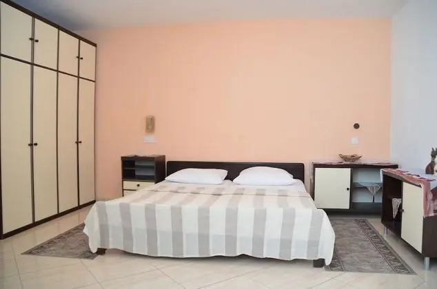 Apart Daire (Ruža - peaceful area & parking - A1()