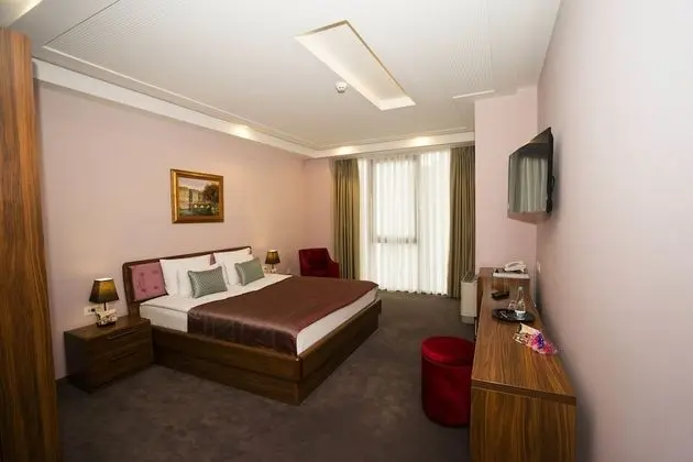 Comfort Tek Büyük Yataklı Oda, 1 En Büyük (King) Boy Yatak, Şehir Manzaralı, Köşe