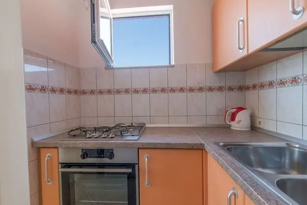Apart Daire (Ruze - 200 m from sea - A2(8+1))
