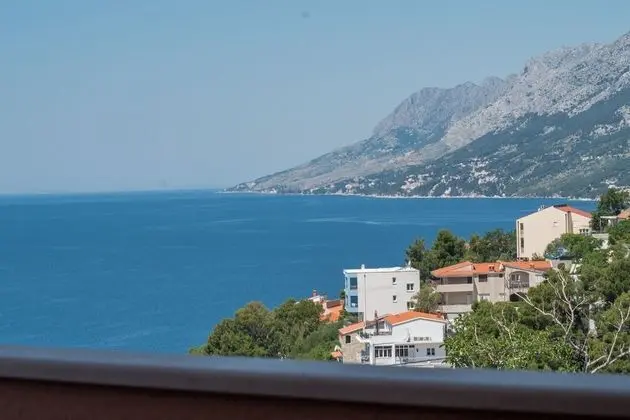 Apart Daire (Ruze - 200 m from sea - A2(8+1))