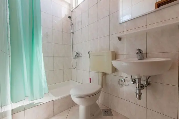 Apart Daire (Ruze - 200 m from sea - A2(8+1))