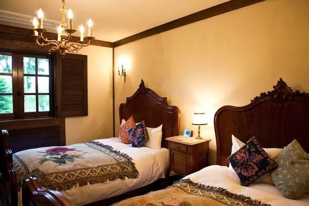 Süit (Special Room, 102)
