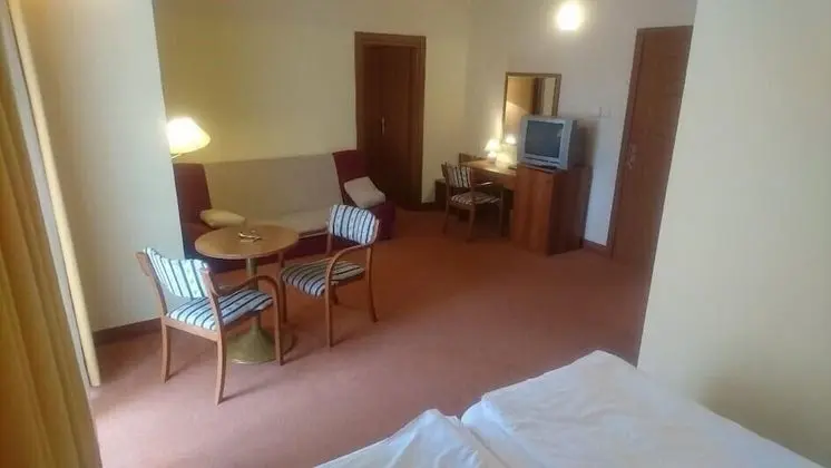 Family suite sea side balcony - depandanse