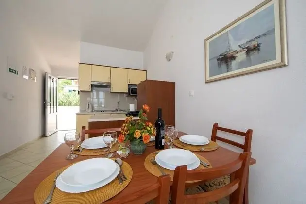 Apart Daire (Ruzica - with sea view - A3 - zuti(3+)