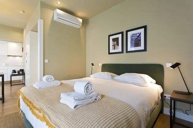 Superior Stüdyo (2 people)