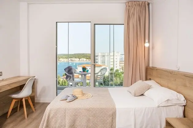 Oda, Havuz Manzaralı (2 adults)