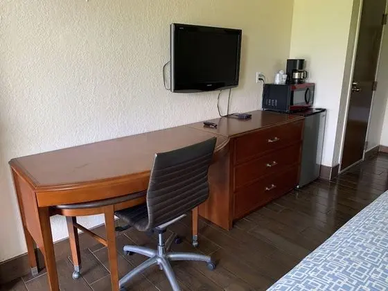 Basic Oda, 1 En Büyük (King) Boy Yatak
