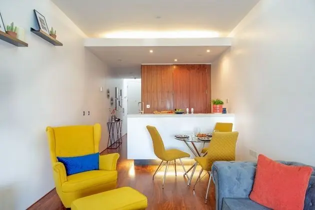 Apart Daire, Özel Banyo, Avlu Manzaralı (Luxury Apartment at RWY)