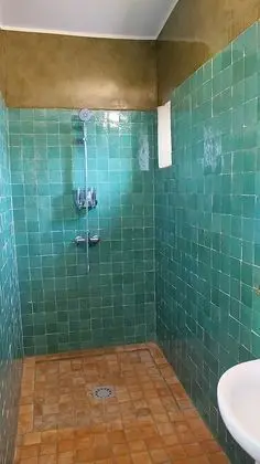 Tek Büyük Yataklı Oda, Teras