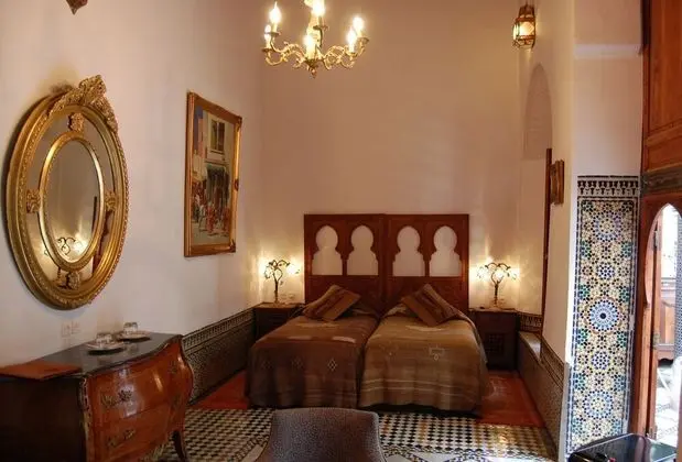 Junior Süit, 2 Tek Kişilik Yatak, Sigara İçilmez, Avlu Manzaralı