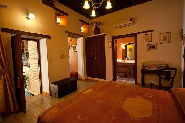 Classic Tek Büyük Yataklı Oda