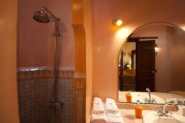 Classic Tek Büyük Yataklı Oda