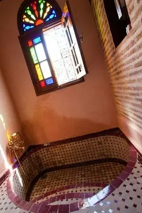 Classic Tek Büyük Yataklı Oda