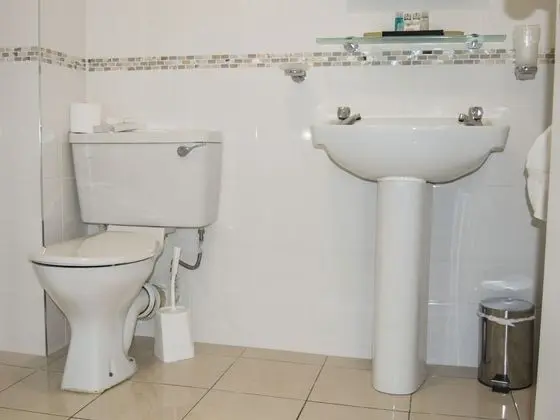 Tek Büyük Yataklı Oda, Banyolu/Duşlu