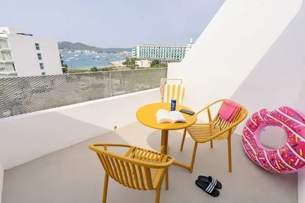 Stüdyo, Deniz Manzaralı