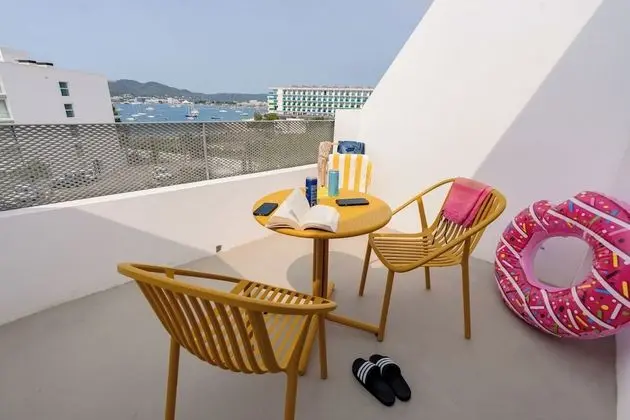 Stüdyo, Deniz Manzaralı