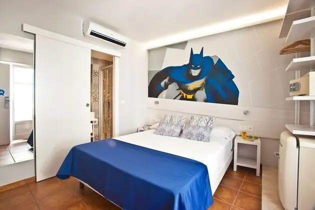 Luxury Tek Büyük Yataklı Oda