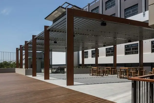 Oda, Balkon, Avlu (Courtyard Balcony)