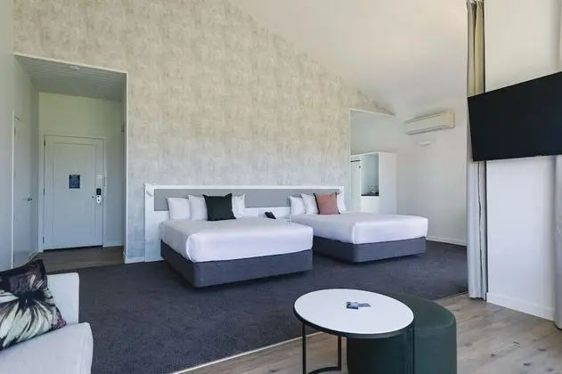 Deluxe Villa (Twin)