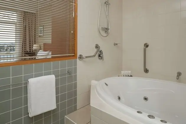 Süit, Sıcak Su Küveti (King Spa)