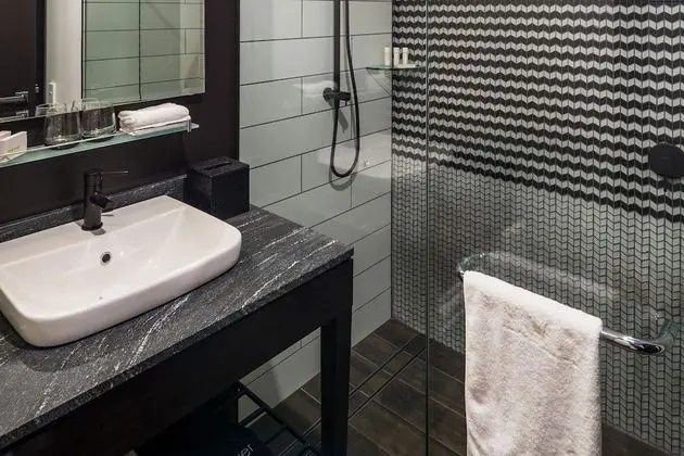 Superior Oda, 1 En Büyük (King) Boy Yatak (North)