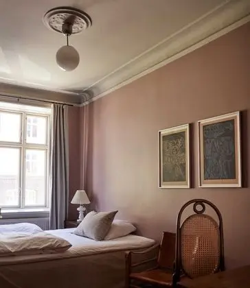 Tek Kişilik Oda, 1 Tek Kişilik Yatak, Ortak Banyo
