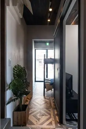Dört Kişilik Oda, Sigara İçilmez (Western Style Room 102)