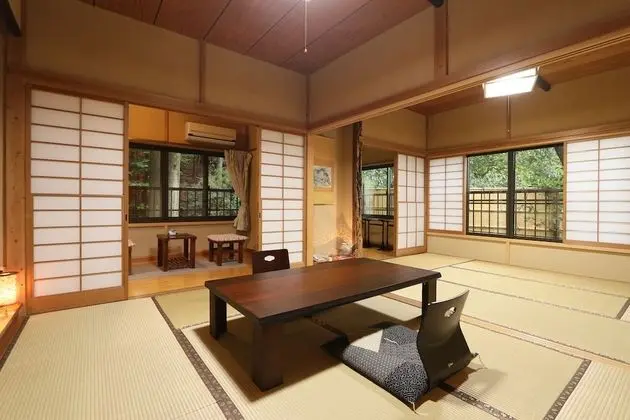 Traditional Oda (Japanese Style, for 6 People)