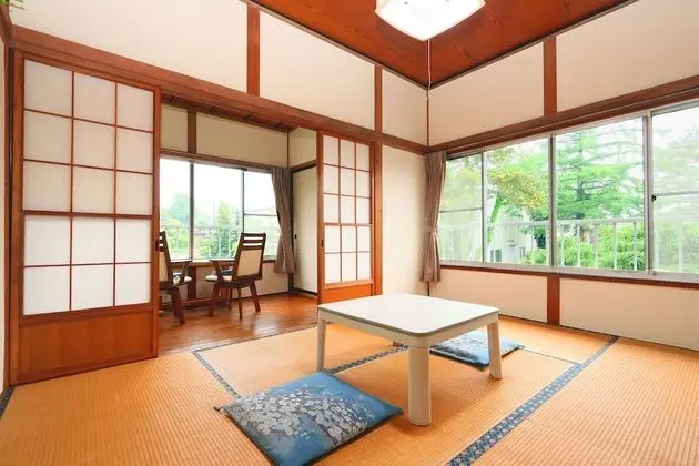 Traditional Oda (Japanese Style A for 3 Guests)