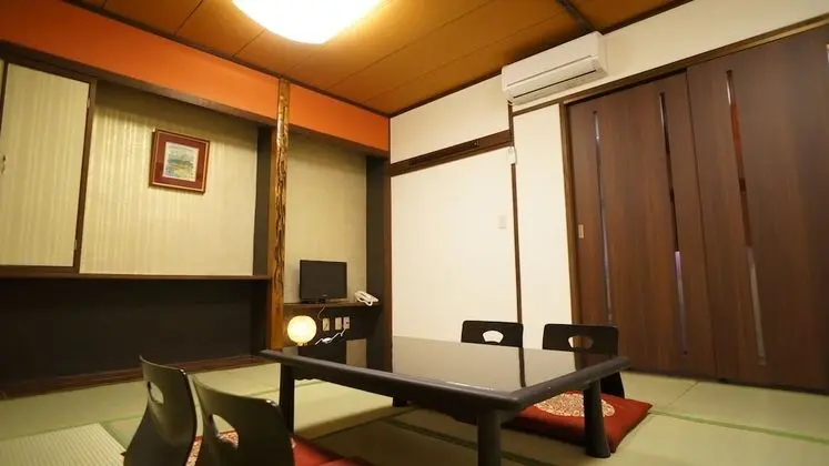 Traditional Oda, Sigara İçilmez (Modern Room(10Tatami mats)with Toilet)