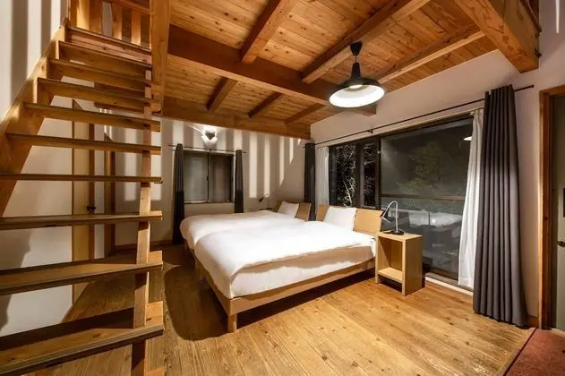 Deluxe Çatı Katı (Loft), 2 Tek Kişilik Yatak, Sigara İçilmez, Dağ Manzaralı