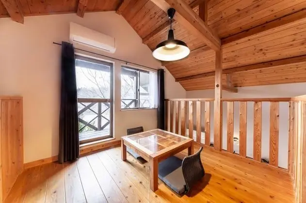 Deluxe Çatı Katı (Loft), 2 Tek Kişilik Yatak, Sigara İçilmez, Dağ Manzaralı