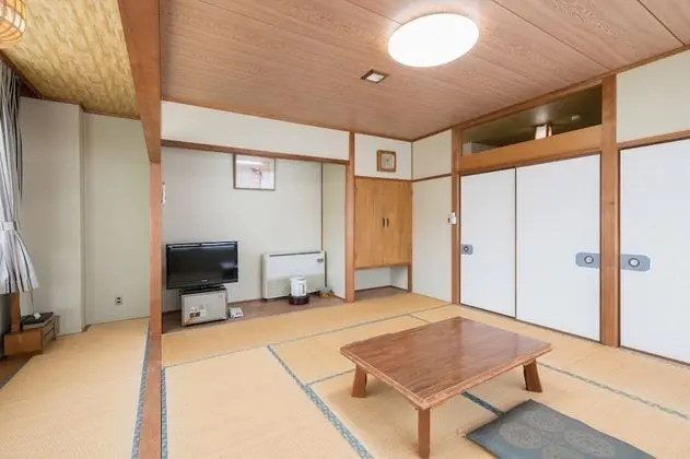 Traditional Oda, Sigara İçilebilir, Ortak Banyo (Japanese Style, 5 Guests)
