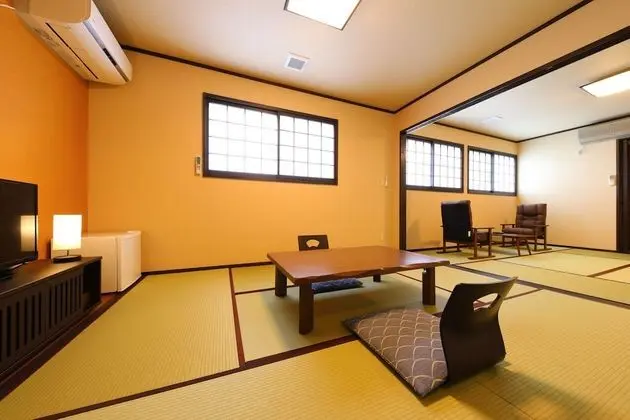 Traditional Oda (Japanese Style, for 4 Guests, RAN)